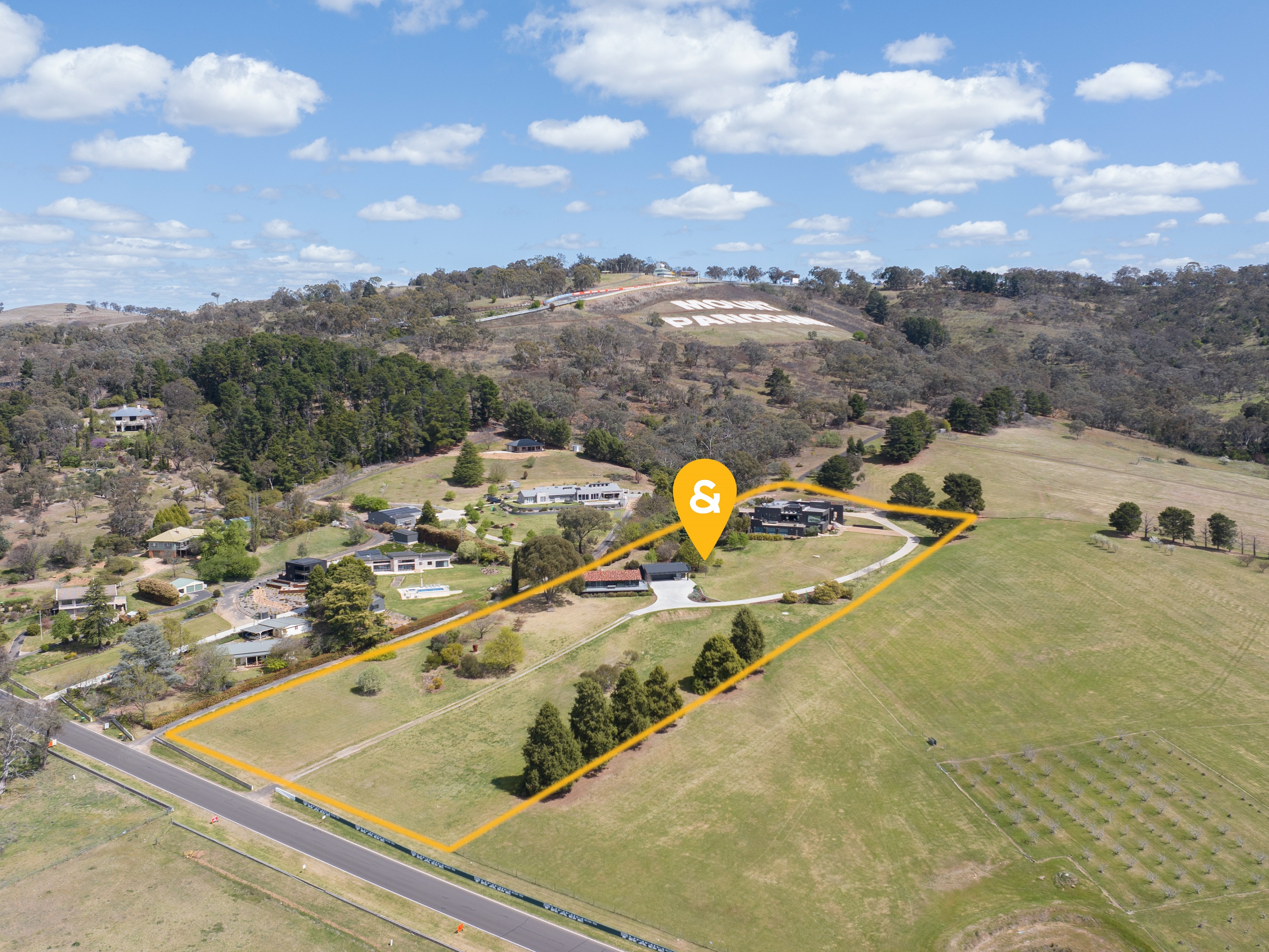Great Race on Sunday Sells Ultimate Mount Panorama Property in New Bathurst Record