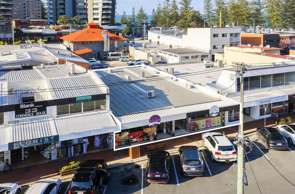 James Street, Burleigh Heads streetscape