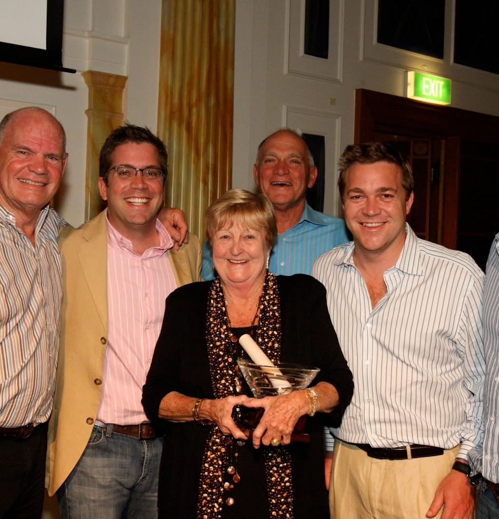 (L-R) Paul White, Ben White, Myf Porter, Brian White, Sam White, Dan White - Myf had won the Curiosity award at the 2007 Chairman's Cup.