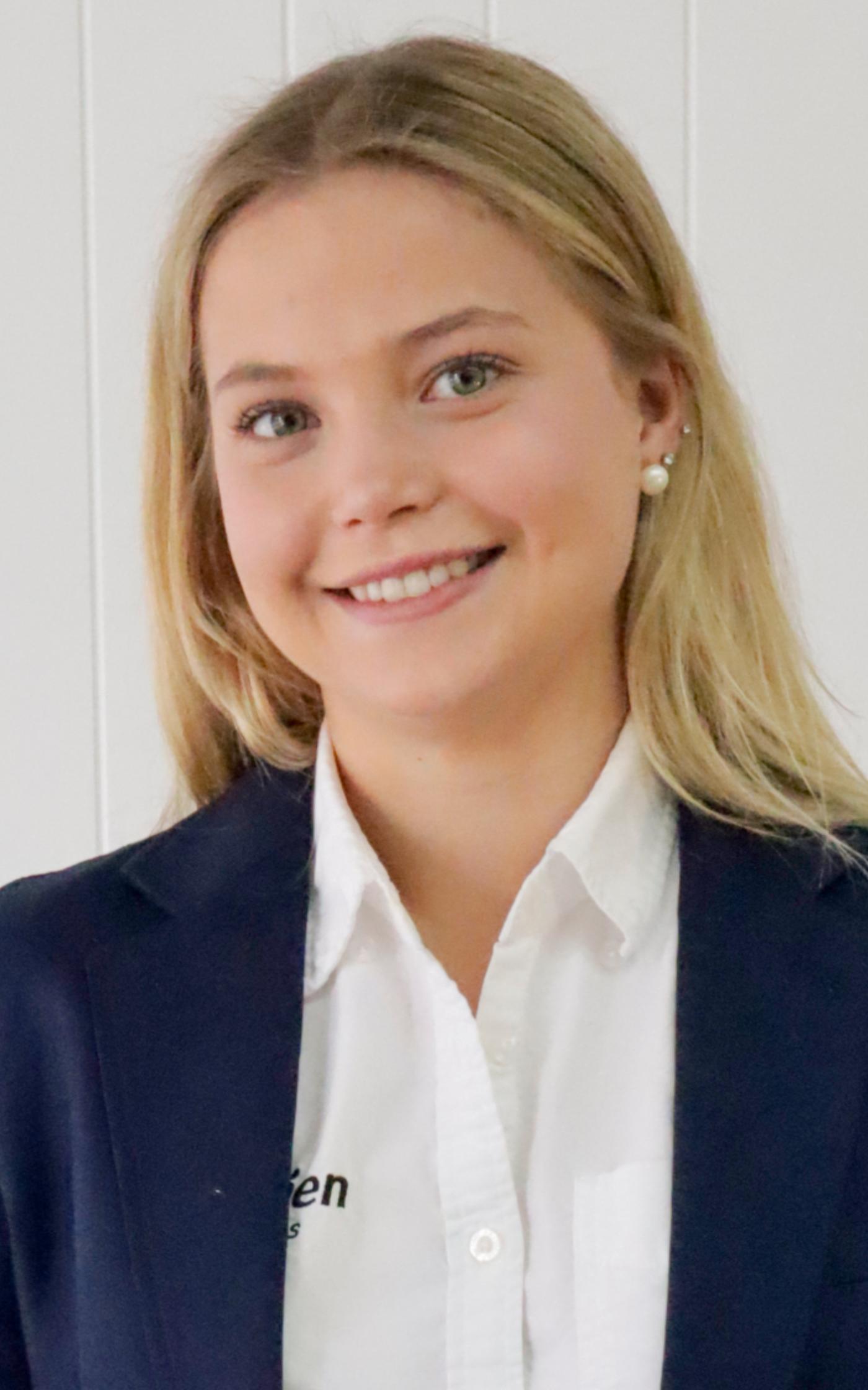 Harcourts Real Estate Training Centre Graduate Achieves Remarkable Success